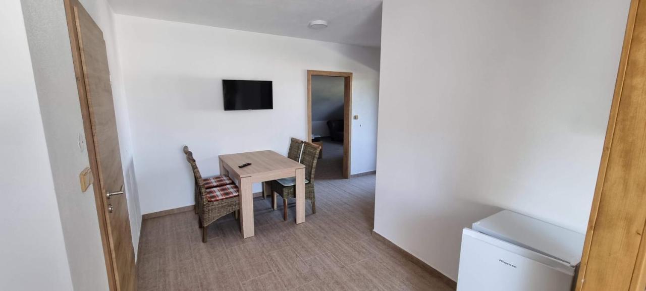 Apartmany Adieu 2 Třeboň Extérieur photo